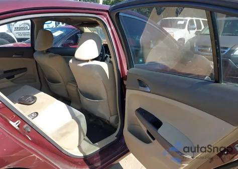 2010 Honda Accord 2.4 Lx из США, поврежденный, VIN 1HGCP2F30AA171060